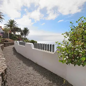 https://linaje-del-pago-listan-blanco.in-canary-islands.com