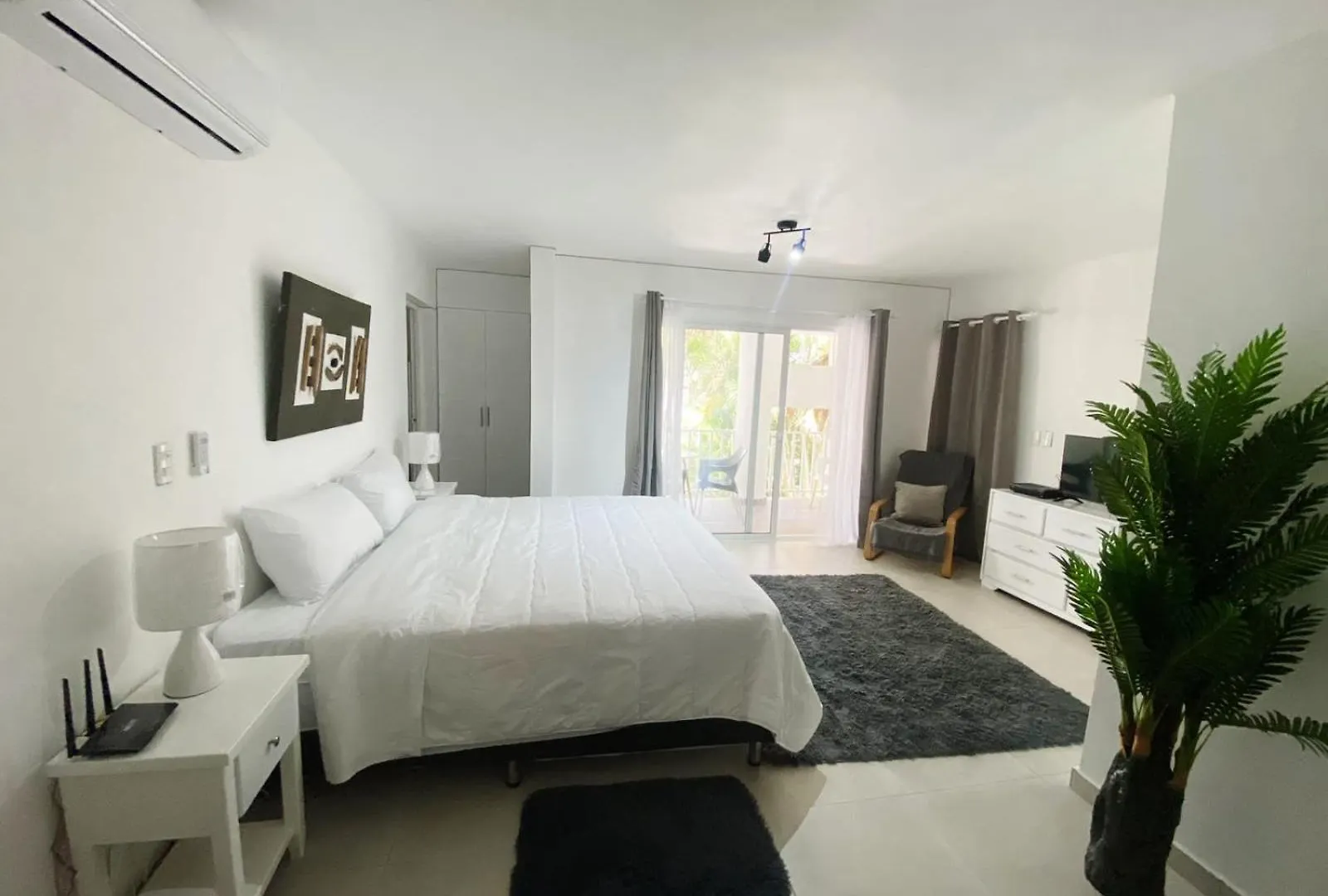 Cabarete Kite Beach Rooms & Condos